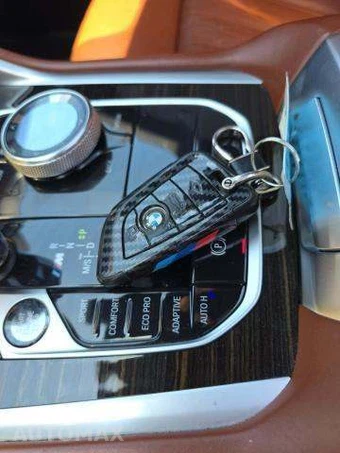 2021 BMW X6 Sports Activity Coupe M50i - miniatura 8
