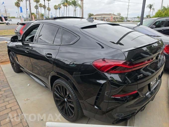 2021 BMW X6 Sports Activity Coupe M50i - miniatura 2