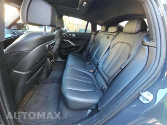 2021 BMW X6 Sports Activity Coupe M50i - miniatura 10