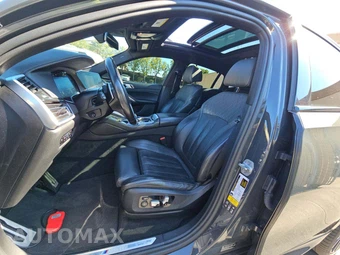 2021 BMW X6 Sports Activity Coupe M50i - miniatura 3