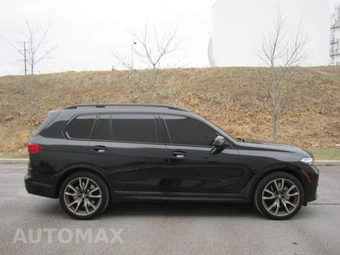2021 BMW X7 M50I – miniatura 6
