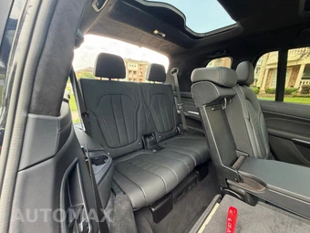 2021 BMW X7 Sports Activity Vehicle M50i - miniatura 26