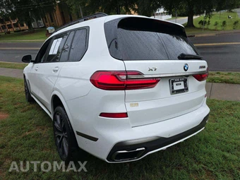 2021 BMW X7 Sports Activity Vehicle M50i - miniatura 2