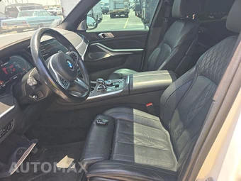 2021 BMW X7 Sports Activity Vehicle M50i - miniatura 7