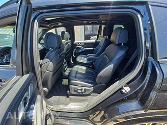 2021 BMW X7 Sports Activity Vehicle M50i - miniatura 13