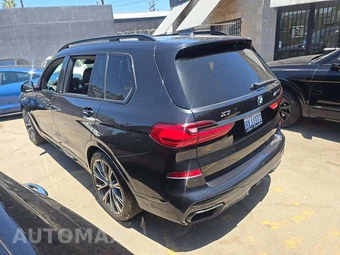 2021 BMW X7 Sports Activity Vehicle M50i - miniatura 2