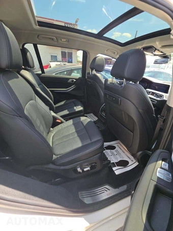 2021 BMW X7 Sports Activity Vehicle xDrive40i - miniatura 17
