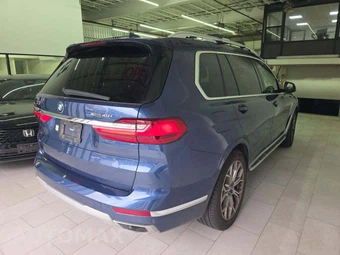 2021 BMW X7 Sports Activity Vehicle xDrive40i - miniatura 3