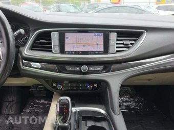 2021 Buick Enclave Essence 1SL – miniatura 10