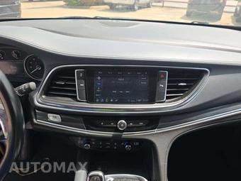 2021 Buick Enclave Essence 1SL – miniatura 10