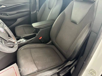 2021 Buick Encore GX Preferred 1SB - miniatura 32