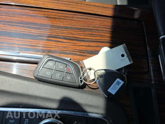 2021 Cadillac Escalade Luxury 1SA - miniatura 8