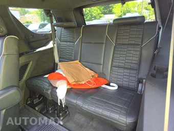 2021 Cadillac Escalade Premium Luxury Platinum 1SG - miniatura 14