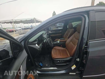 2021 Cadillac XT5 Sport - miniatura 6