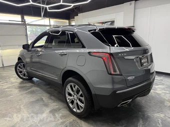 2021 Cadillac XT5 Sport - miniatura 3