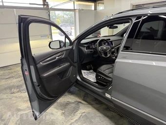 2021 Cadillac XT5 Sport - miniatura 8