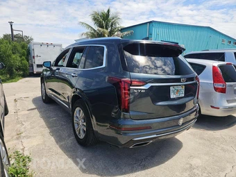 2021 Cadillac XT6 Luxury 1SA - miniatura 2