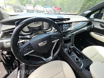 2021 Cadillac XT6 Sport - miniatura 11