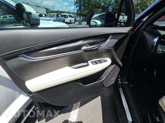 2021 Cadillac XT6 Sport - miniatura 9