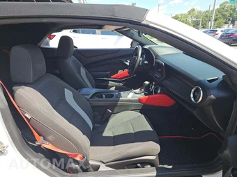 2021 Chevrolet Camaro LT1 Convertible 1LZ - miniatura 18
