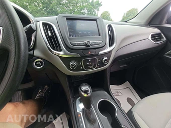 2021 Chevrolet Equinox LS 1LS - miniatura 10