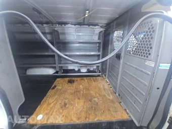 2021 Chevrolet Express 2500 Cargo Van 1WT 135.2" WB - miniatura 16