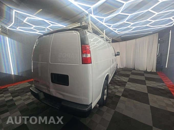 2021 Chevrolet Express 2500 Cargo Van 1WT 135.2" WB - miniatura 3