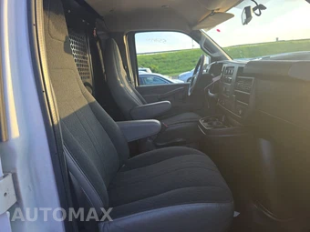 2021 Chevrolet Express 2500 Cargo Van 1WT 135.2" WB - miniatura 8