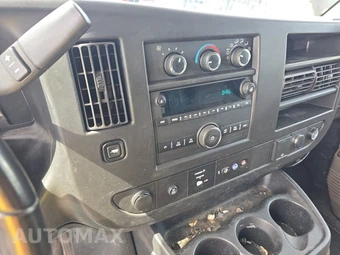 2021 Chevrolet Express 2500 Cargo Van 1WT 135.2" WB - miniatura 11
