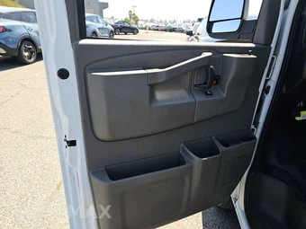 2021 Chevrolet Express 2500 Cargo Van 1WT 135.2" WB - miniatura 9