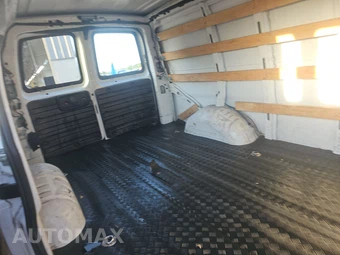 2021 Chevrolet Express 2500 Cargo Van 1WT 135.2" WB - miniatura 14