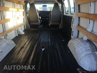 2021 Chevrolet Express 2500 Cargo Van 1WT 135.2" WB - miniatura 17