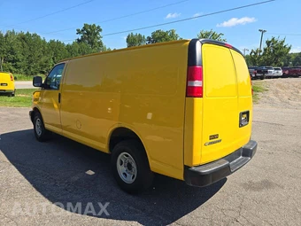 2021 Chevrolet Express 2500 Cargo Van 1WT 135.2" WB - miniatura 2