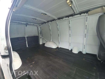 2021 Chevrolet Express 2500 Cargo Van 1WT 135.2" WB - miniatura 16