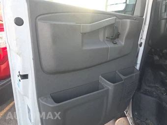 2021 Chevrolet Express 2500 Cargo Van 1WT 135.2" WB – miniatura 9