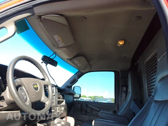 2021 Chevrolet Express 2500 Cargo Van 1WT 135.2" WB – miniatura 17