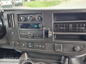 2021 Chevrolet Express 2500 Cargo Van 1WT 135.2" WB - miniatura 10