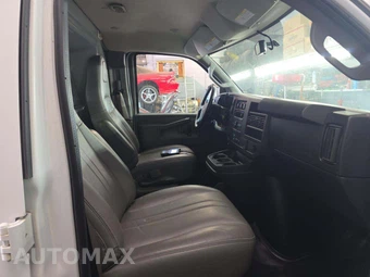 2021 Chevrolet Express 2500 Cargo Van 1WT 135.2" WB – miniatura 17