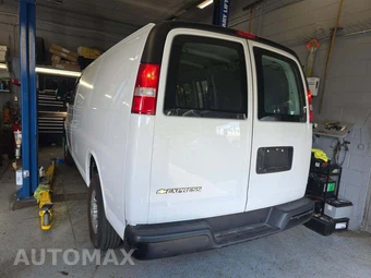 2021 Chevrolet Express 2500 Cargo Van 1WT 135.2" WB – miniatura 2