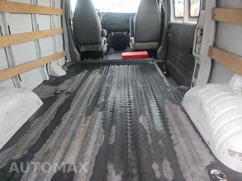2021 Chevrolet Express 2500 Cargo Van 1WT 135.2" WB - miniatura 17