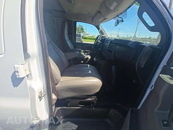 2021 Chevrolet Express 2500 Cargo Van 1WT 135.2" WB - miniatura 16