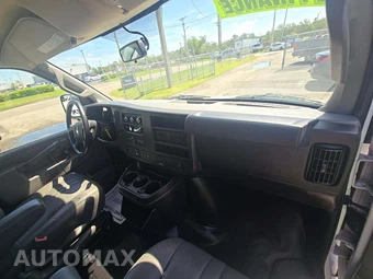 2021 Chevrolet Express 2500 Cargo Van 1WT 135.2" WB - miniatura 17
