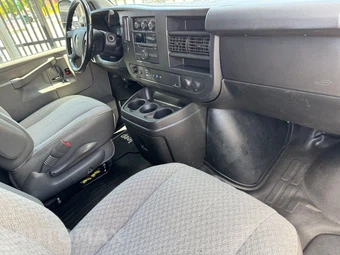 2021 Chevrolet Express 2500 Cargo Van 1WT 135.2" WB - miniatura 11