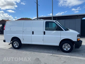 2021 Chevrolet Express 2500 Cargo Van 1WT 135.2" WB - miniatura 4