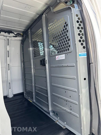 2021 Chevrolet Express 2500 Cargo Van 1WT 135.2" WB - miniatura 9