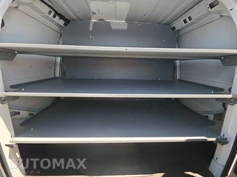 2021 Chevrolet Express 2500 Cargo Van 1WT 135.2" WB - miniatura 16