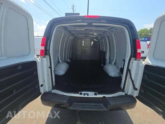 2021 Chevrolet Express 3500 Cargo Van 1WT 135.2" WB - miniatura 13