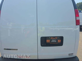 2021 Chevrolet Express 3500 Cargo Van 1WT 135.2" WB - miniatura 20