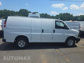 2021 Chevrolet Express 3500 Cargo Van 1WT 135.2" WB - miniatura 4