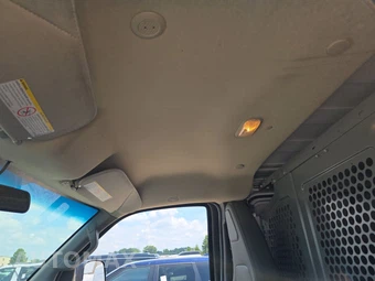 2021 Chevrolet Express 3500 Cargo Van 1WT 135.2" WB - miniatura 16